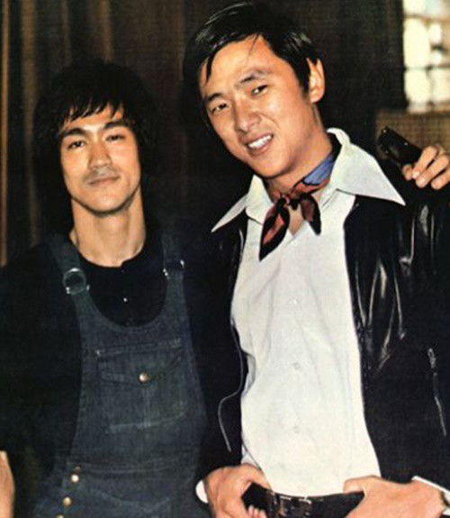 Chân dung ông trùm phim võ thuật mà Thành Long, Hồng Kim Bảo đều nể sợ ảnh 1 Ngôi sao - Chân dung ông trùm phim võ thuật mà Thành Long, Hồng Kim Bảo đều nể sợ (Hình 2).