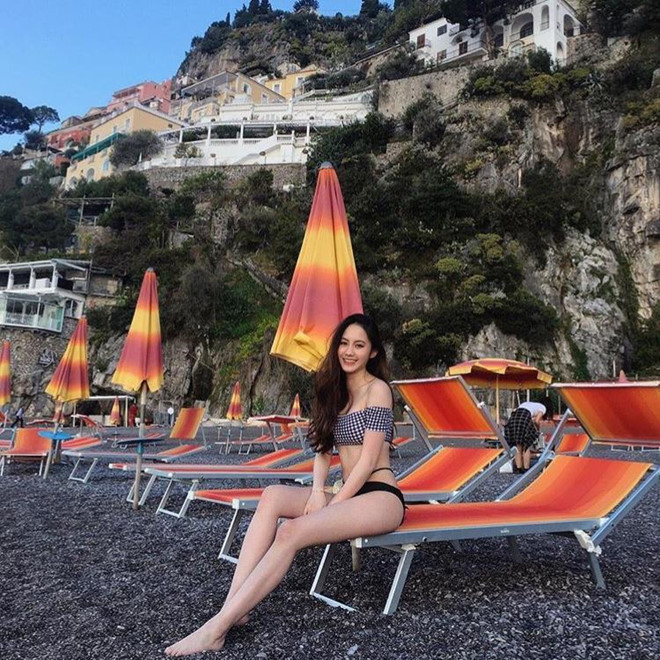 Dàn hot girl xinh đẹp và sang chảnh toàn Hoa hậu, người mẫu của Lào ảnh 9 Dan hot girl xinh dep va sang chanh toan Hoa hau, nguoi mau cua Lao hinh anh 9