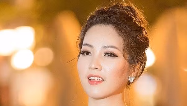 Á hậu Thụy Vân phủ nhận mình đã ly hôn