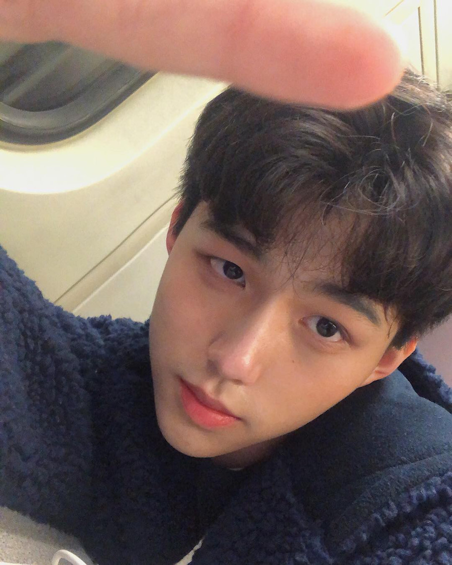 Hội con nhà giàu Việt đón chào thành viên mới: 15 tuổi đã cực kì bảnh bao, đẹp trai như idol Hàn Quốc - Ảnh 6. Hội con nhà giàu Việt đón chào thành viên mới: 15 tuổi đã cực kì bảnh bao, đẹp trai như idol Hàn Quốc - Ảnh 6.