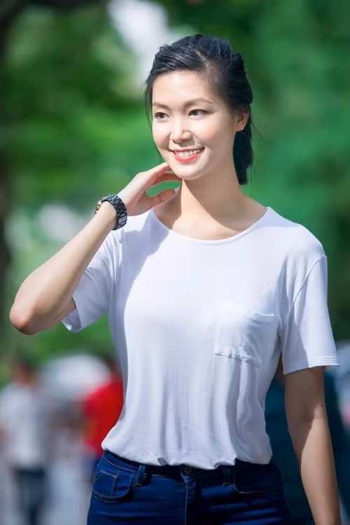 Hoa hậu Thùy Dung xuất hiện với nhan sắc không tỳ vết sau 11 năm đăng quang - Ảnh 6