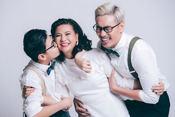 Sao Việt thi nhau tung tin gây sốc ngày Cá tháng tư khiến khán giả hoang mang hình ảnh 2 sao viet thi nhau tung tin gay soc ngay ca thang tu khien khan gia hoang mang hinh anh 2