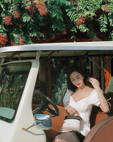 Học cách "sống ảo" đẹp xiêu lòng tại Hội An cùng dàn diễn viên, hot girl nổi tiếng ảnh 2 Hoc cach