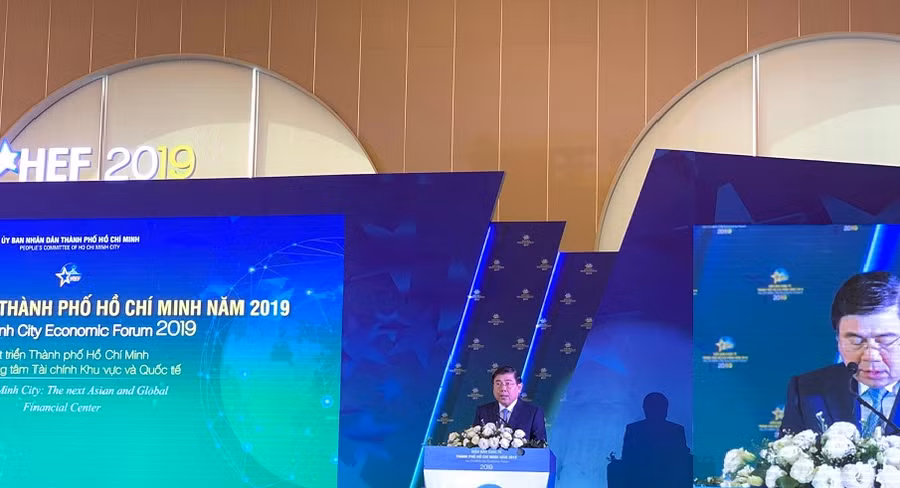 Ông Nguyễn Thành Phong- Chủ tịch UBND TP.HCM tại Diễn đàn Kinh tế TP.HCM lần thứ hai