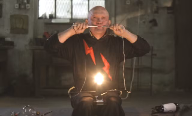 Điện nhân người Serbia, Slavisa Pajkic