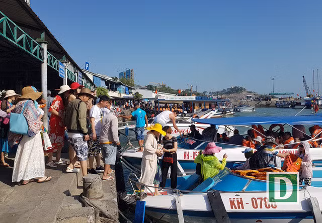 Khánh Hòa đón hơn 5 triệu lượt du khách trong 9 tháng đầu năm