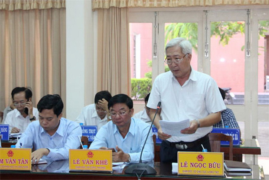 Ông Lê Ngọc Bữu phát biểu tại Hội nghị giao ban tại UBND tỉnh Bến Tre. Ảnh: Đăng Huy