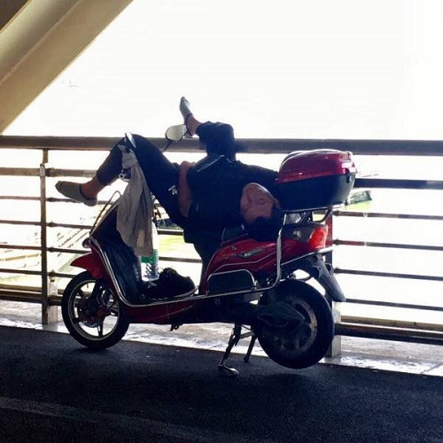 Mình thích thì mình ngủ thôi.