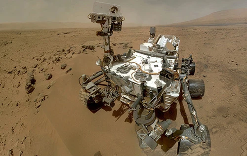 Thiết bị tự hành Curiosity trên sao Hỏa.