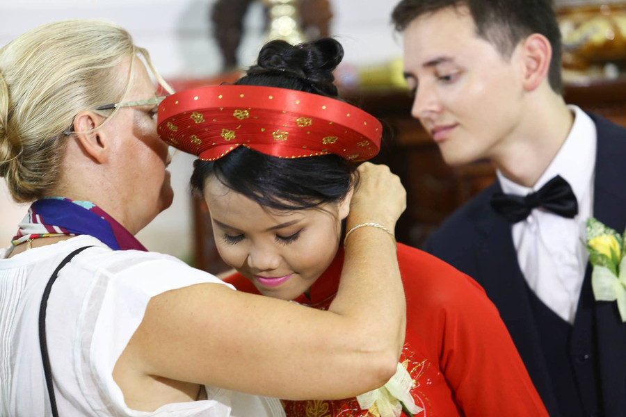 Cuộc sống làm dâu sướng như bà hoàng của cô gái Việt lấy chồng Pháp