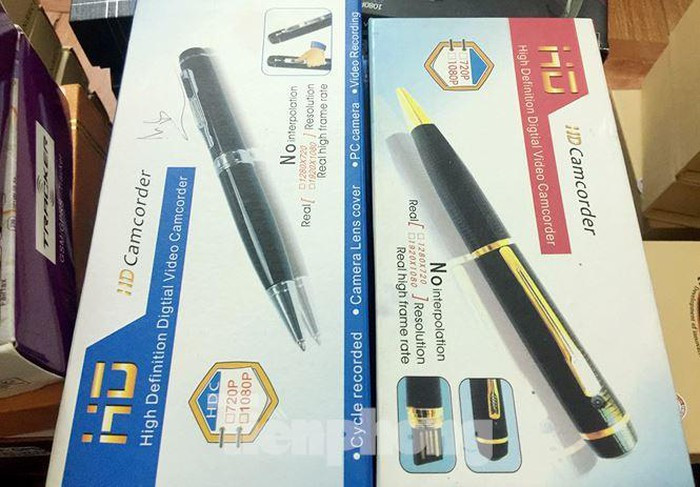 Bắt đường dây cung cấp tai nghe siêu nhỏ phục vụ gian lận thi cử ảnh 10 Bắt đường dây cung cấp tai nghe siêu nhỏ phục vụ gian lận thi cử ảnh 10