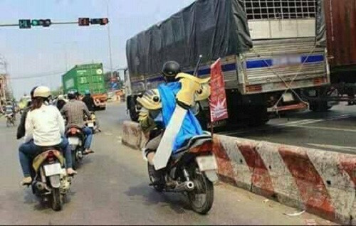 Trên đường hành tẩu giang hồ. 10-anh-hai-hot-nhat-facebook-trong-ngay-8