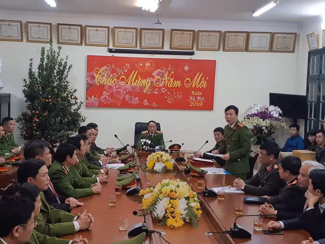 Manh mối duy nhất tìm ra hung thủ vụ cướp, giết tài xế taxi ở sân vận động Mỹ Đình - Ảnh 3.