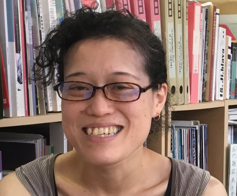 Chủ tịch Ban giám khảo Phim ngắn - bà Wakai Makiko