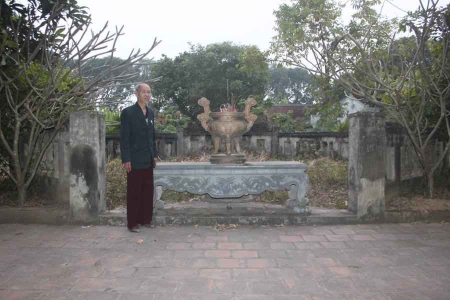 Mộ Thái thú Sĩ Nhiếp.