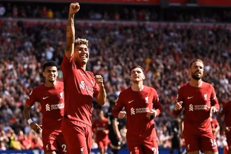 Lịch thi đấu bóng đá 17/12: Man United đại chiến Liverpool