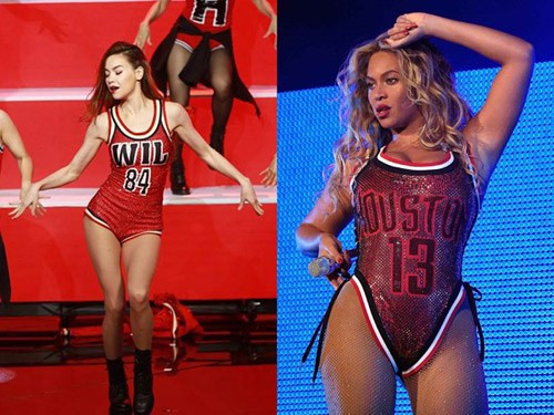 Hồ Ngọc Hà sexy trong bộ bodysuit màu đỏ rực rỡ của Lý Quí Khánh. Nhanh chóng sau đó, cô bị tố mặc trang phục "đạo nhái" của Beyoncé. Hồ Ngọc Hà sexy trong bộ bodysuit màu đỏ rực rỡ của Lý Quí Khánh. Nhanh chóng sau đó, cô bị tố mặc trang phục "đạo nhái" của Beyoncé.