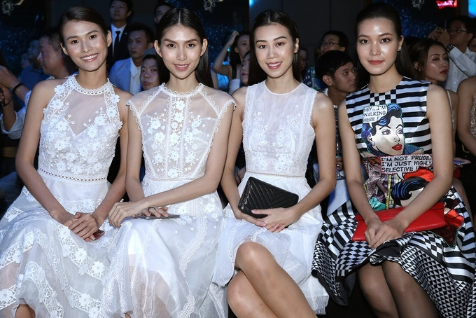 Hoa hậu Thùy Dung theo mốt váy họa tiết hình học ảnh 3 Hoa hậu Thùy Dung theo mốt váy họa tiết hình học ảnh 3