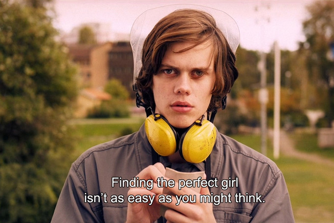 Vẻ điển trai nấp sau lốt hề ma của diễn viên 9x ảnh 2 Vẻ điển trai nấp sau lốt hề ma của diễn viên 9x ảnh 2