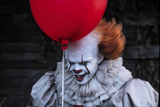 Vẻ điển trai nấp sau lốt hề ma của diễn viên 9x ảnh 7 Vẻ điển trai nấp sau lốt hề ma của diễn viên 9x ảnh 7