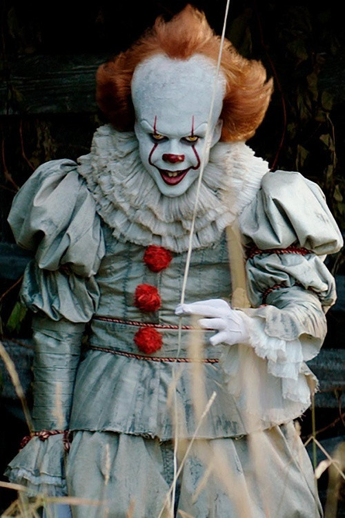 Vẻ điển trai nấp sau lốt hề ma của diễn viên 9x ảnh 5 Vẻ điển trai nấp sau lốt hề ma của diễn viên 9x ảnh 5