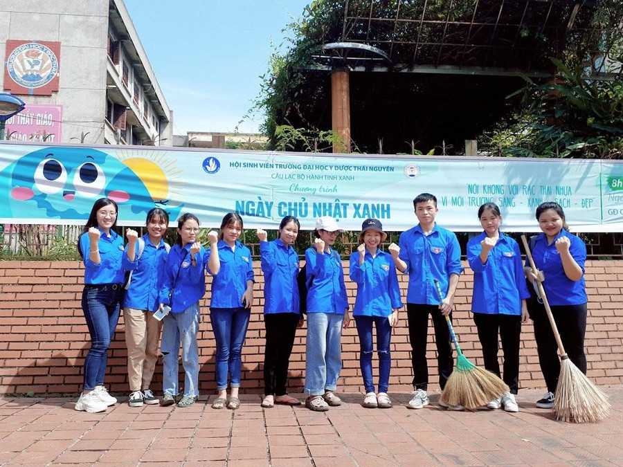 Sinh viên Y - Dược tích cực triển khai các hoạt động bảo vệ môi trường