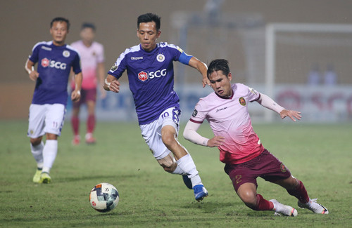 Văn Quyết trở lại sau chục trận phải nghỉ vì chấn thương Văn Quyết trở lại sau chục trận phải nghỉ vì chấn thương