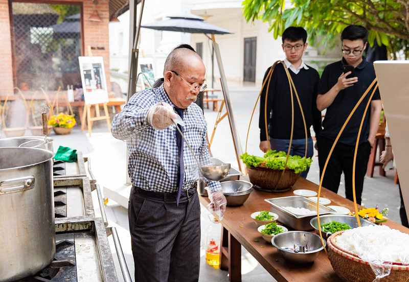 Vinpearl khoe món ăn quốc dân trong Lễ hội phở năm châu