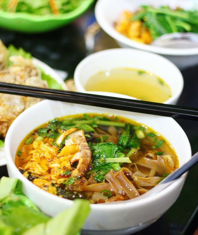 B&#225;nh đa cua - đặc sản b&#236;nh d&#226;n Hải Ph&#242;ng l&#234;n b&#224;n tiệc 5 sao tiếp đ&#243;n ph&#225;i đo&#224;n Triều Ti&#234;n - Ảnh 6.