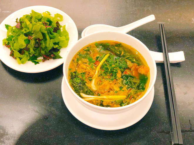 B&#225;nh đa cua - đặc sản b&#236;nh d&#226;n Hải Ph&#242;ng l&#234;n b&#224;n tiệc 5 sao tiếp đ&#243;n ph&#225;i đo&#224;n Triều Ti&#234;n - Ảnh 6.