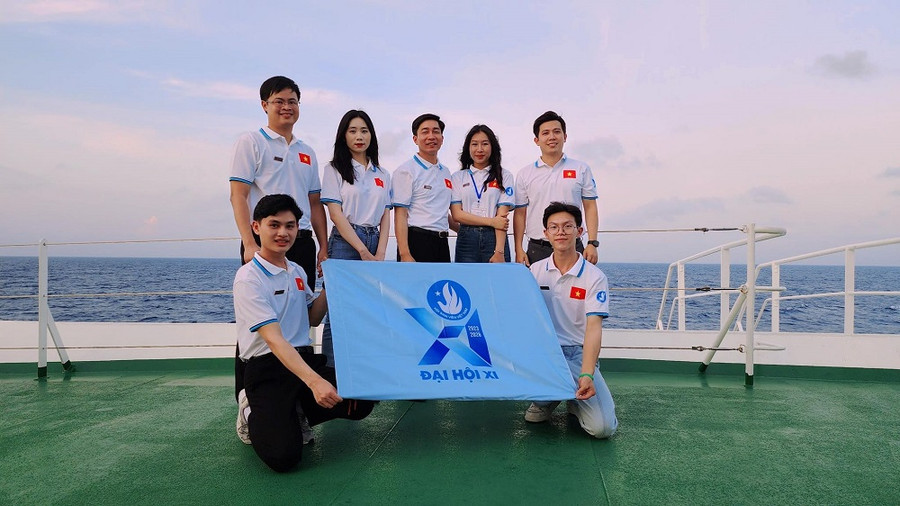 Đoàn đại biểu Hội sinh viên tỉnh Thái Nguyên. Đoàn đại biểu Hội sinh viên tỉnh Thái Nguyên.