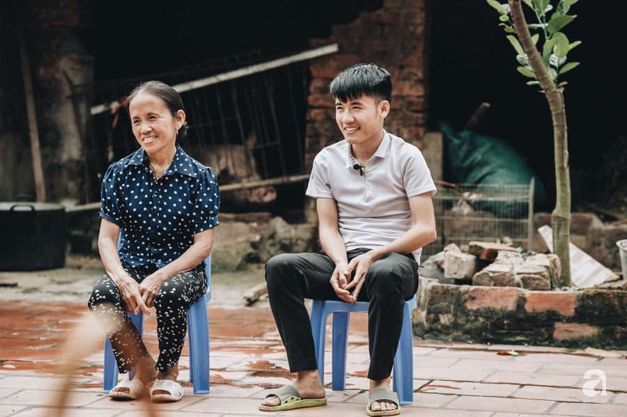 Bà Tân Vlog: Lập kỷ lục Việt Nam, “khởi nghiệp” thành công ở tuổi 60 nhờ điểm tựa ai cũng ước ao ảnh 5 Bà Tân Vlog: Lập kỷ lục Việt Nam, “khởi nghiệp” thành công ở tuổi 60 nhờ điểm tựa ai cũng ước ao ảnh 5