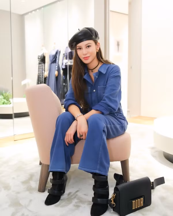 thoi trang hang hieu cua con ty phu bat dong san hong kong hinh anh 14