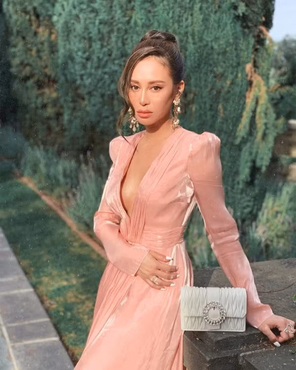 thoi trang hang hieu cua con ty phu bat dong san hong kong hinh anh 6