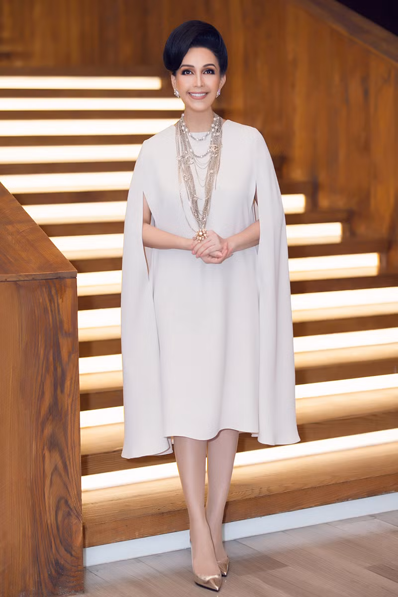 "nu hoang anh lich" diem my rang ngoi, hanh phuc ben ong xa doanh nhan hinh 4