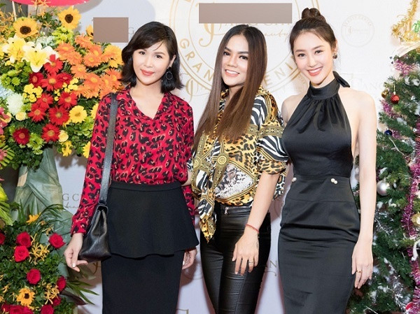 Cuộc sống trái ngược của 2 chân dài rời công ty Vũ Khắc Tiệp ảnh 19 Cuộc sống trái ngược của 2 chân dài rời Công ty của Vũ Khắc Tiệp