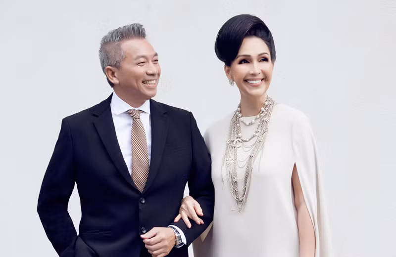 “Nữ hoàng ảnh lịch” Diễm My rạng ngời, hạnh phúc bên ông xã doanh nhân