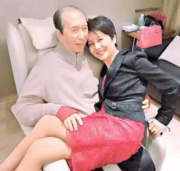 mot buoc thanh phuong hoang cua vu nu khi tro thanh "vo tu" cua ty phu gia hinh anh 4