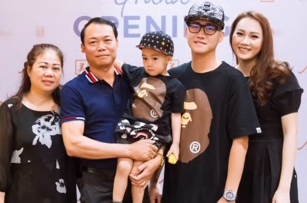 thieu gia trong doan sieu xe 330 ty cung cuong dola, lay vo sieu mau giau co nao? hinh anh 11