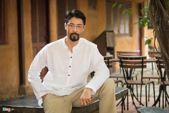 Johnny Trí Nguyễn bảnh bao sau thời gian bị chê tiều tụy ảnh 3 Johnny Tri Nguyen lay lai phong do sau thoi gian dai bi che tieu tuy hinh anh 3