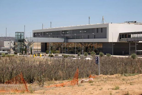 8 sân bay bỏ hoang đáng sợ nhất thế giới ảnh 3 8 san bay bo hoang dang so nhat the gioi hinh anh 3