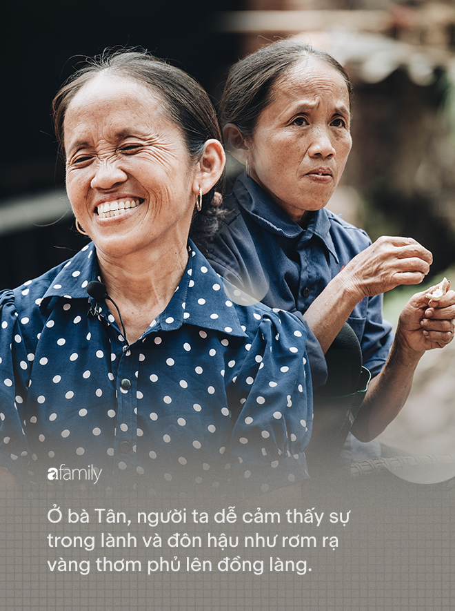 Bà Tân Vlog - người nông dân chân đất nhận nút vàng Youtube: Không bao giờ là quá muộn để bắt đầu - Ảnh 1. Bà Tân Vlog - người nông dân chân đất nhận nút vàng Youtube: Không bao giờ là quá muộn để bắt đầu - Ảnh 1.