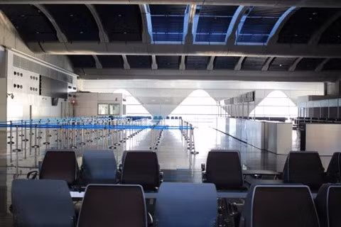 8 san bay bo hoang dang so nhat the gioi hinh anh 9 