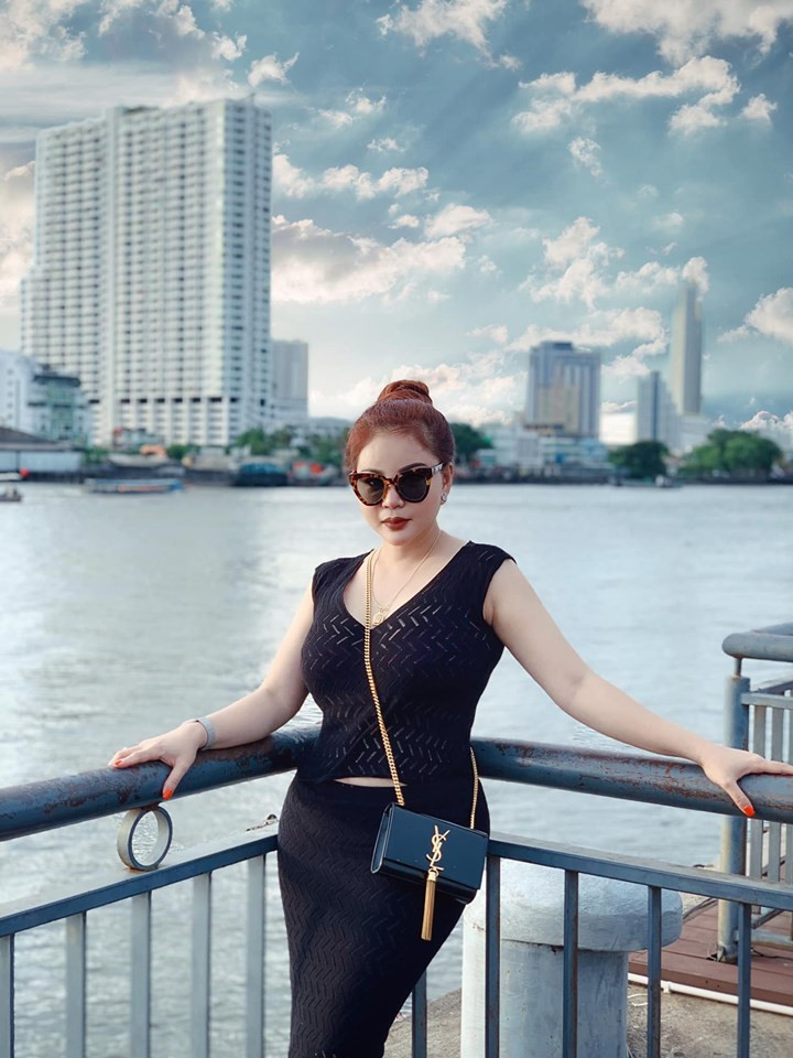 Tuổi tác cận kề ngưỡng 50, nữ diễn viên Việt này vẫn đều đặn "đập mặt xây lại" ảnh 1 Tuổi tác cận kề ngưỡng 50, Lê Giang vẫn đều đặn đập mặt xây lại như cơm bữa-2