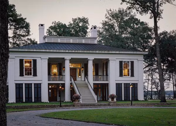 co gi trong khu biet thu 3 can cua "nguoi doi" rao ban voi gia chi 200 ty? - 2