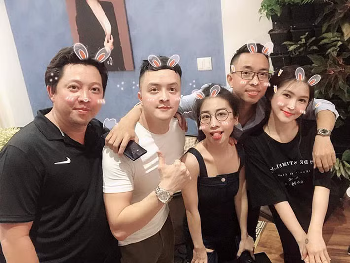 t11-155919290053991879029