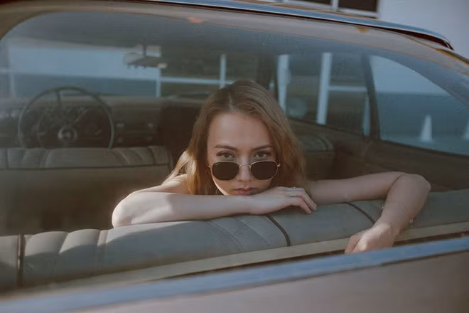 Bé Xuân Nghi gây sốc với bộ ảnh nổi loạn, trưởng thành3