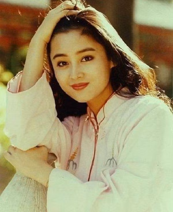 my nhan dep nhat tq cai me lay dao dien xau xi, 20 nam sau nhin con trai ma soc - 3