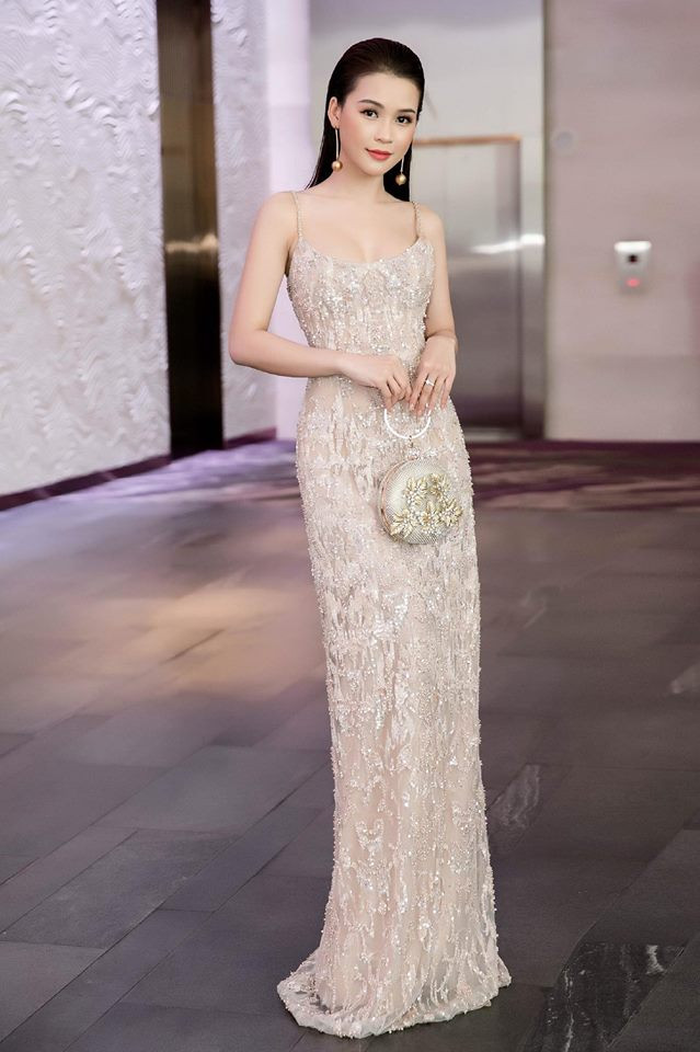 Bí mật giúp Sam 1m55 cao như m8 mỗi lần lên đồ dự thảm đỏ ảnh 8 Chỉ cao 1m55, đây là bí mật giúp Sam cao như m8 mỗi lần lên đồ dự thảm đỏ-8