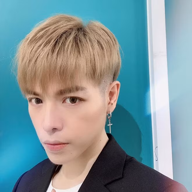 Sao nam Việt nhận ý kiến trái chiều khi công khai phẫu thuật thẩm mỹ-12